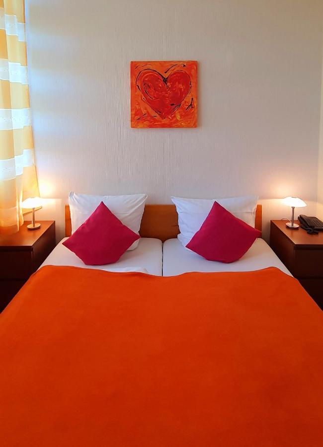 Hotel Deutscher Hof MHG Esterno foto